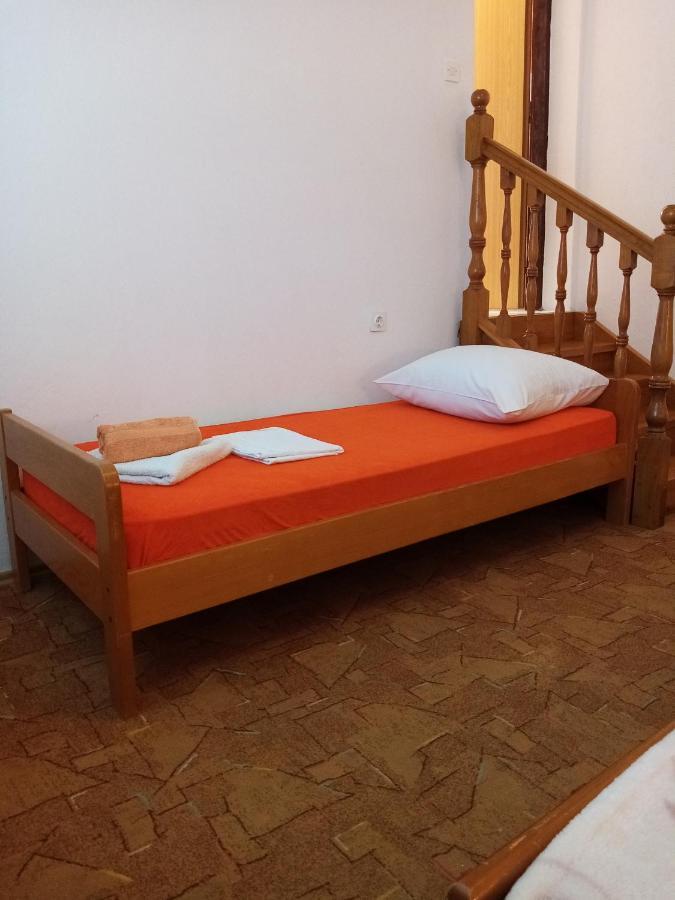 Apartments "Sun-Sea" Лопар Екстер'єр фото