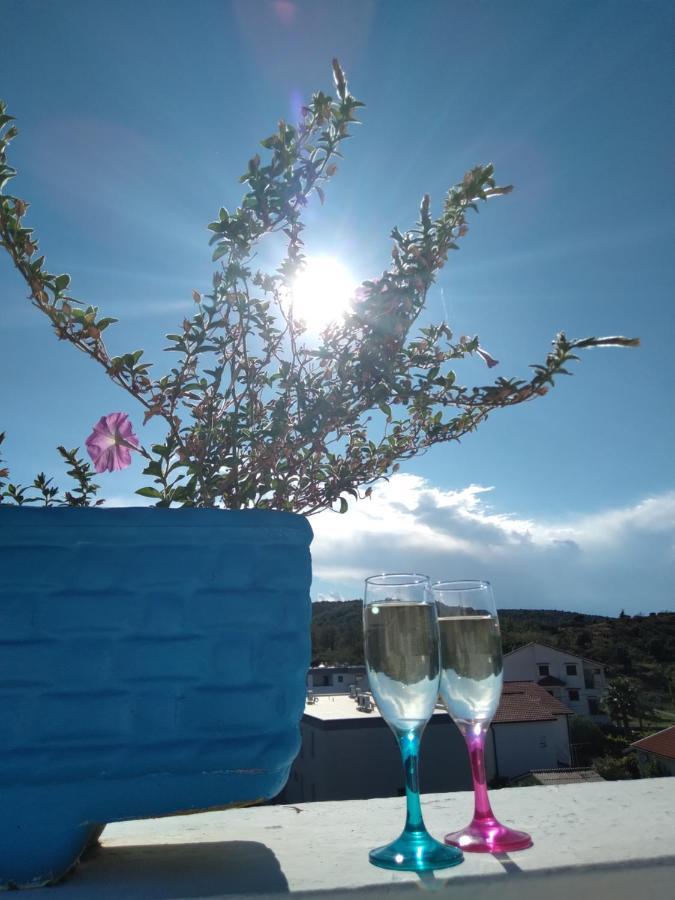 Apartments "Sun-Sea" Лопар Екстер'єр фото
