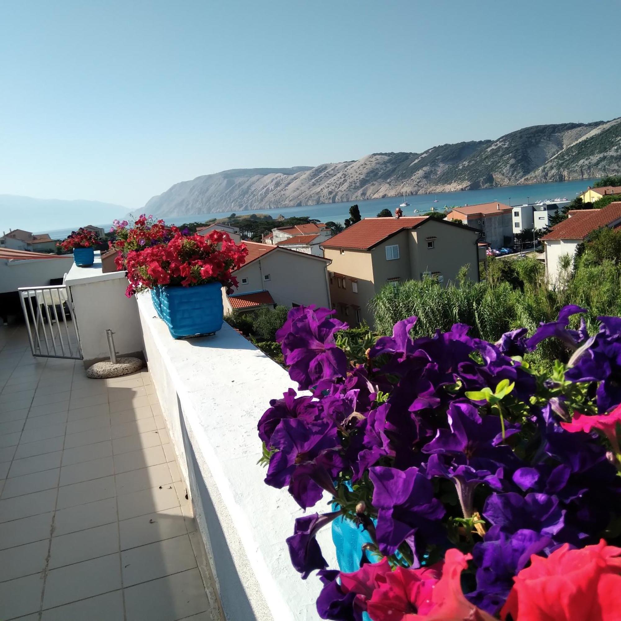 Apartments "Sun-Sea" Лопар Екстер'єр фото
