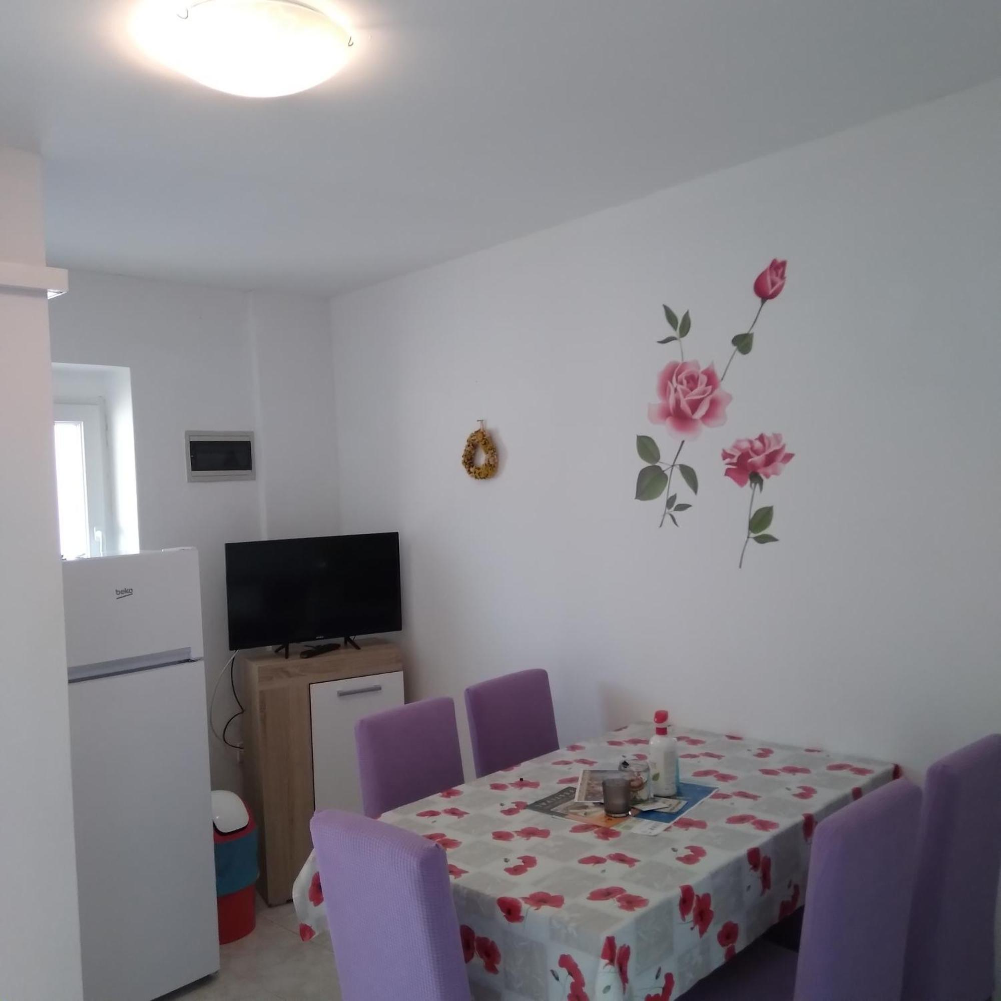 Apartments "Sun-Sea" Лопар Екстер'єр фото